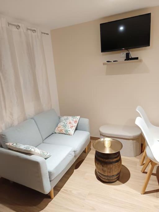 Appartement Le Petit Cocon à Pont-Évêque Extérieur photo