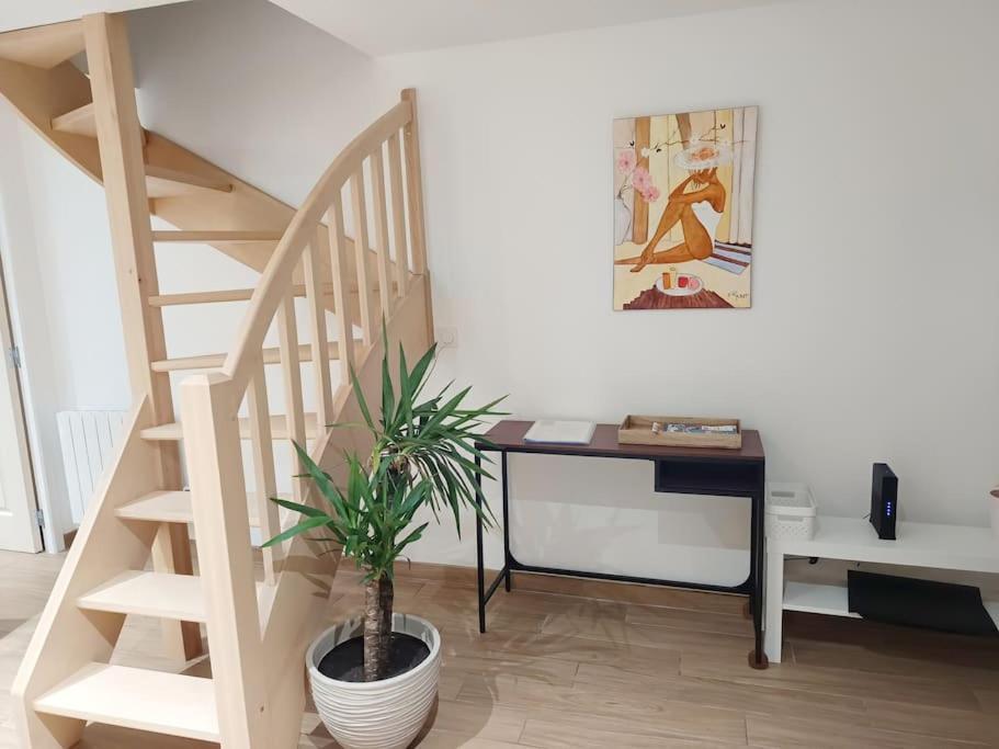 Appartement Le Petit Cocon à Pont-Évêque Extérieur photo